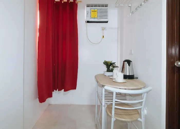 Reddoorz Near Ust Sampaloc ホテル マニラ市