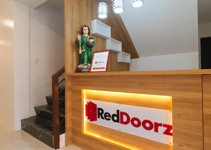 Reddoorz Near Ust Sampaloc ホテル